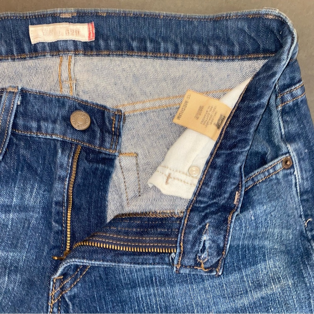 Levi's Size 10 Medium Curvy Boot Cut 529 Jeans - Dark Blue - Picture 12 of 15